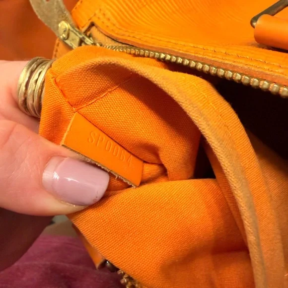 Louis Vuitton Speedy Epi in Vibrant Orange - Picture 8 of 8